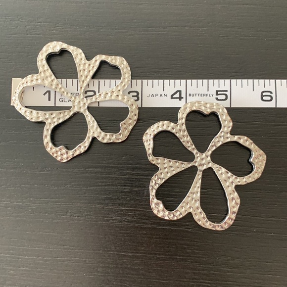 Hawaiian Flower Swimsuit Connectors - Picture 5 of 6